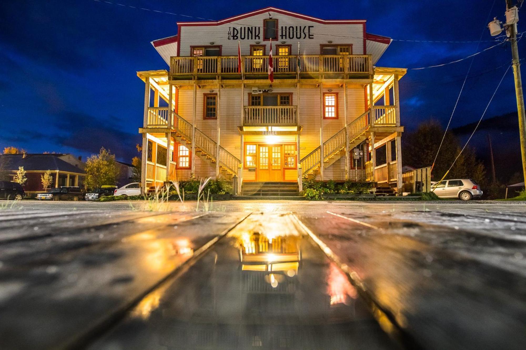 The Bunkhouse Hotel Dawson City Luaran gambar